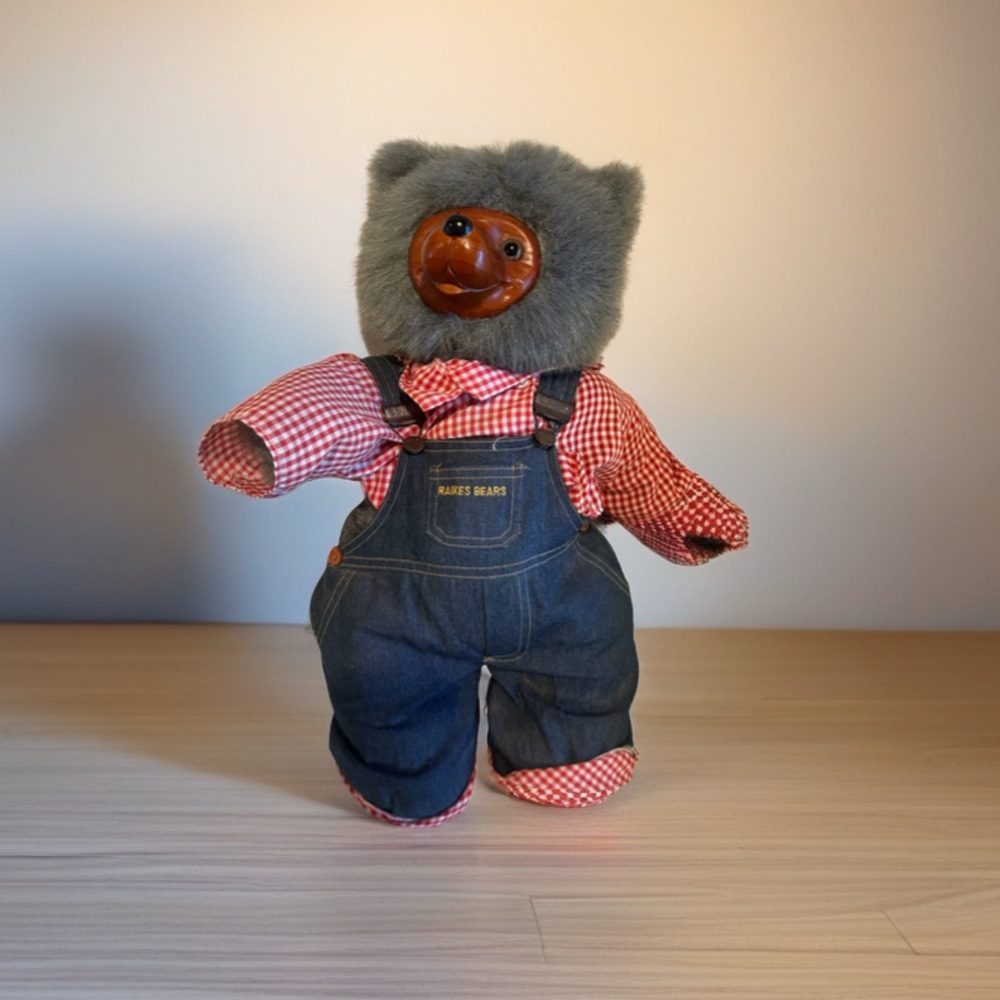 Raikes Bears Collectable Huckle Bear Vintage 1985 Wooden Face Overalls 7500